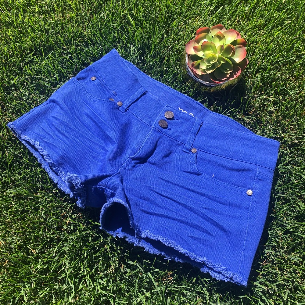 Blue jean shorts